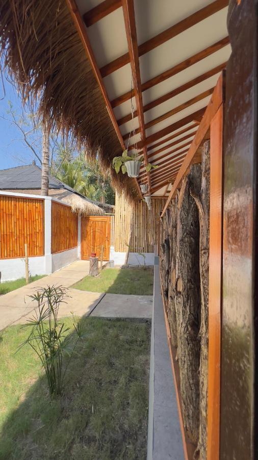 Formosa Beach Club & Bungalow Gili Air Exterior photo